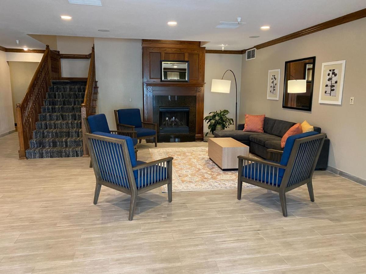 Country Inn & Suites By Radisson, Champaign North, Il Bagian luar foto